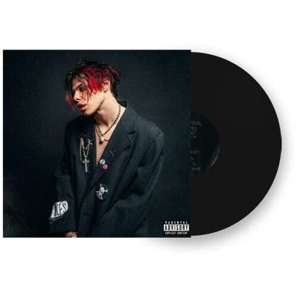 Yungblud - Picture 1 of 3